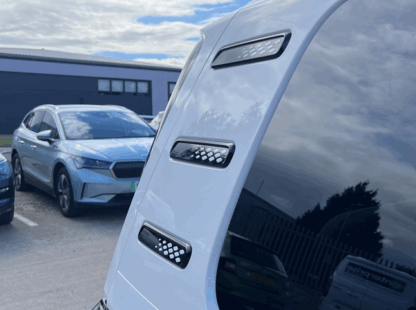 I.D BUZZ Rear Quarter Panel Mouldings x6